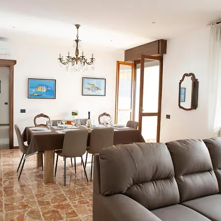 Apartment Golden Panorama *