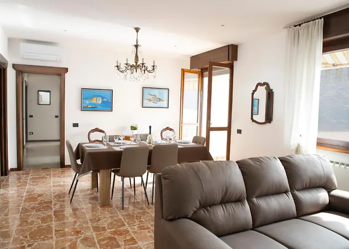 Appartement Golden Panorama *